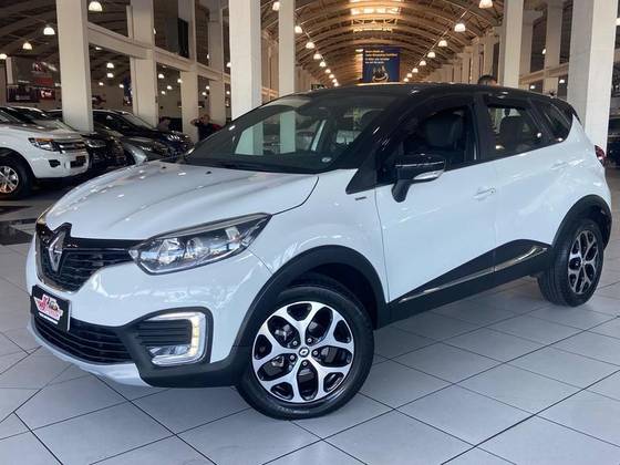 RENAULT CAPTUR 1.6 16V SCE FLEX BOSE X-TRONIC